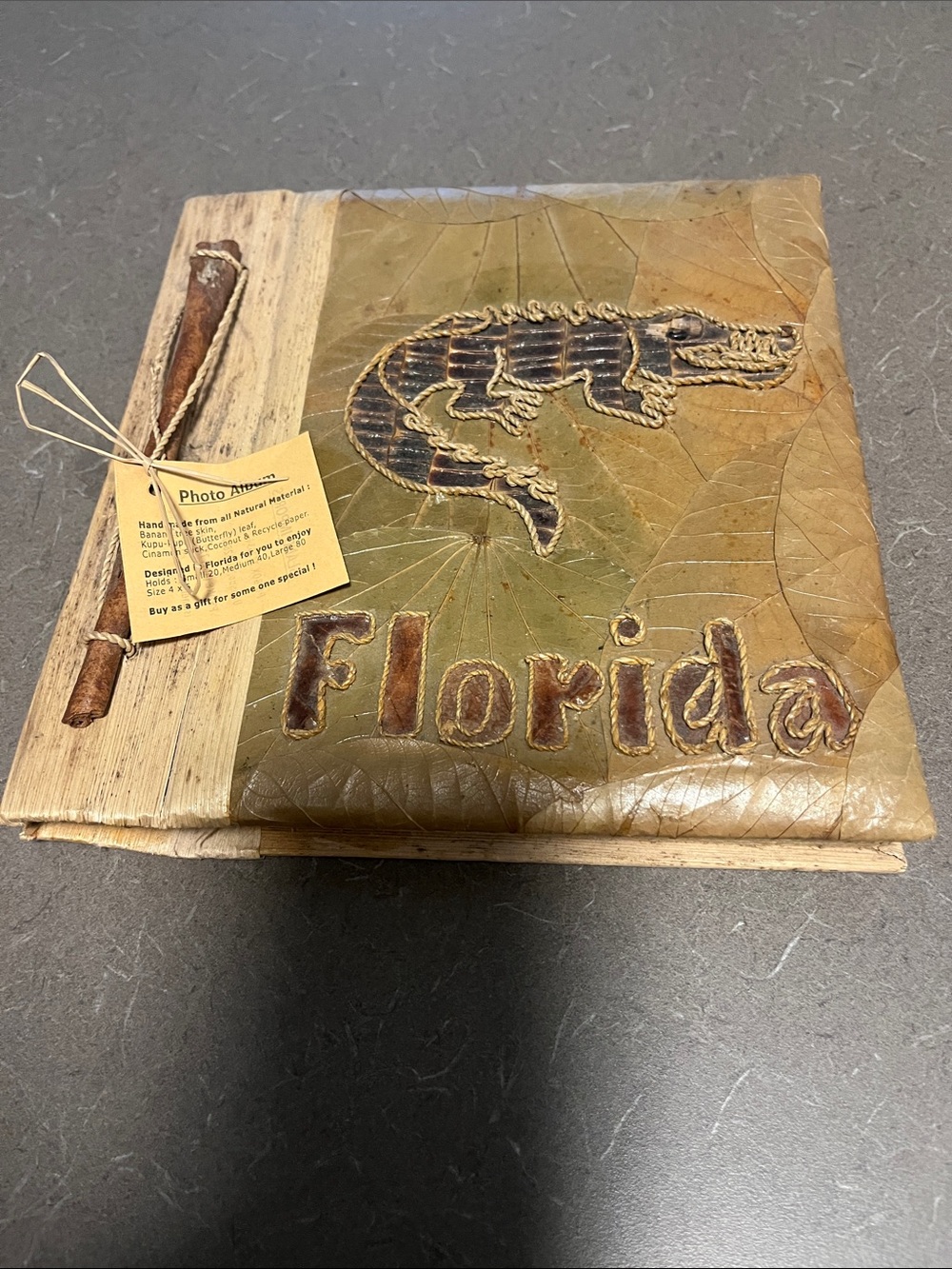 Florida Alligator Photo Album - Natural Tan 7 3/4”-8” See tag